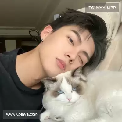 龙含雅